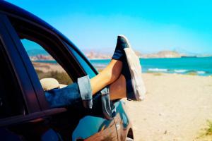 8 semplici regole di sicurezza viaggi di famiglia in auto