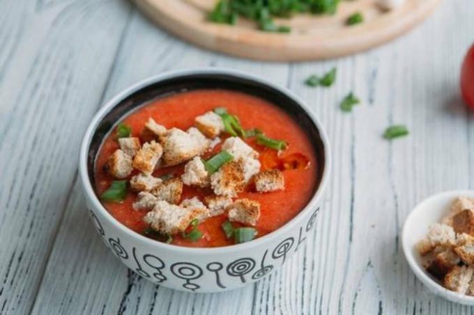 Il gazpacho corretto a casa: ricetta passo passo