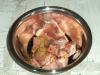 Come per friggere carne saporita - multivarka piccante di maiale