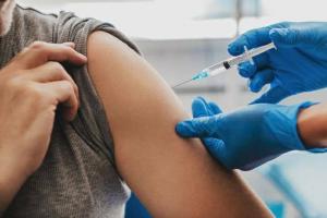 TOP 4 nuovi miti sulla vaccinazione contro il COVID-19: smentita del Ministero della Salute