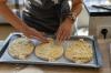 Khachapuri con pollo e funghi: ricetta passo passo fatta in casa