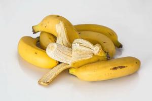 Perché non dovresti mai buttare via le bucce di banana