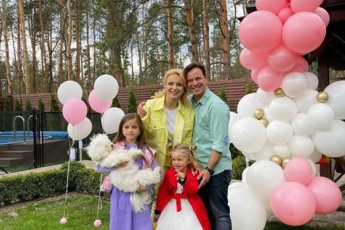 Lilia Rebrik ha regalato a sua figlia una casa e un'auto per il suo compleanno