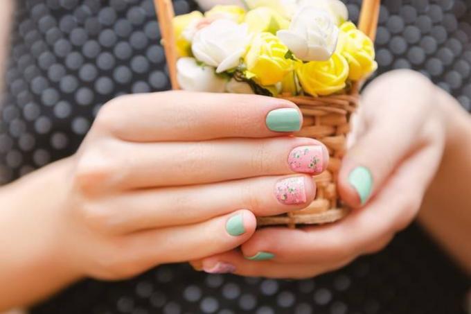 15 idee moda primavera manicure unghie corte: Tendenze 2019