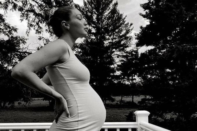 Gigi Hadid ha raccontato come ha combinato la gravidanza con una carriera da modella