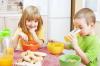 Come nutrire un bambino in estate: alimenti utili per l'immunità dei bambini