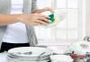 Come rendere un mezzo sicuro per lavare i piatti con le proprie mani