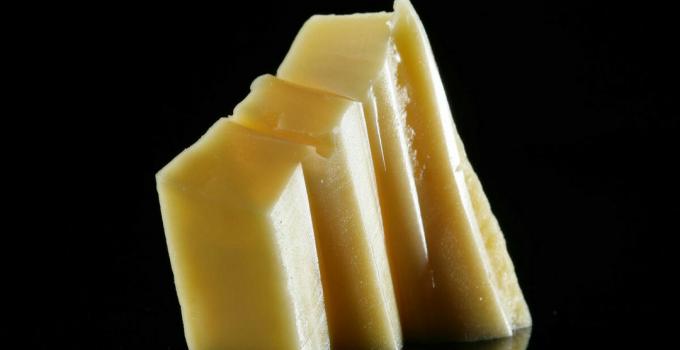 Giallo formaggio - formaggio giallo